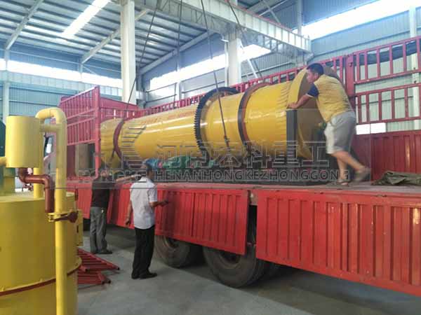 豬糞有機(jī)肥改良土壤、提高農(nóng)業(yè)產(chǎn)起著重要的作用