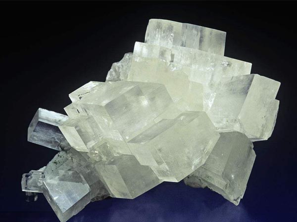 什么是方解石，他的優(yōu)勢(shì)用途都有哪些?